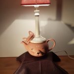 Lampe theiere chat rose pied blanc